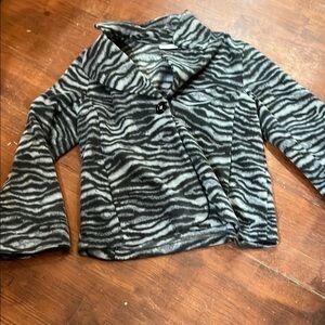 🌻3/$15🌻 Susan Graver Jacket with Zebra Print